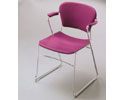Nr. 767: PERRY stablebar stol og armstol med bevgeligt rygln. PERRY er et totalt nyt koncept i stole-design. En stol hvis sde og rygln automatisk bevger sig efter den siddendes vgt for optimal aktiv og passiv siddekomfort. Ingen mekanismer og dermed vedligeholdelsesfri. Stel i 11 mm massiv stl krom. Sde og ryg i kunststof pp i 18 forskellige farver.Ryggen er sammensat af 2 pp skaller som skjuler stlet bagtil. Fs alternativt med polstret sde eller polstret sde og inderside af ryg.Farvekombinationer af ryg kan foretages.I polstret version er bagside ryg og overdel armln standard sort pp sfremt andet ikke nskes. Armln overdel kan ogs fs i massivr tr og polstret. Stablesknere er standard. Tilbehr : transportvogn, skrivearmln H & V, trdkurv, forskellige typer koblingsbeslag, glidesko samt rkke- og stolenummer. Max stole i stabel er i pp: 25 stk og 20 stk polstret. Ml: H: 83, B: 50 (stol), 59(armstol), D: 55 cm. Design: Charles Perry. 